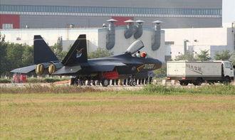 中国最新爆料战斗机图片,隐形战斗机震撼亮相,性能参数揭秘!